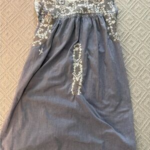 Chambray Mi Golondrina Sleeveless Dress with Floral Embroidery